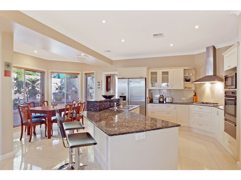 4 Rupari Place, Belrose NSW 2085