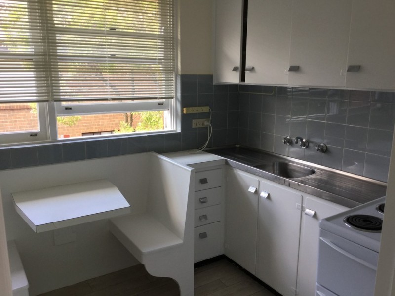 6/4 LAURENCE STREET, Fairlight NSW 2094