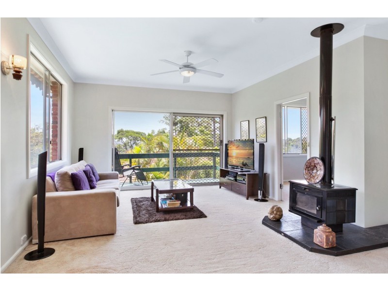 126 Parr Parade, Narraweena NSW 2099