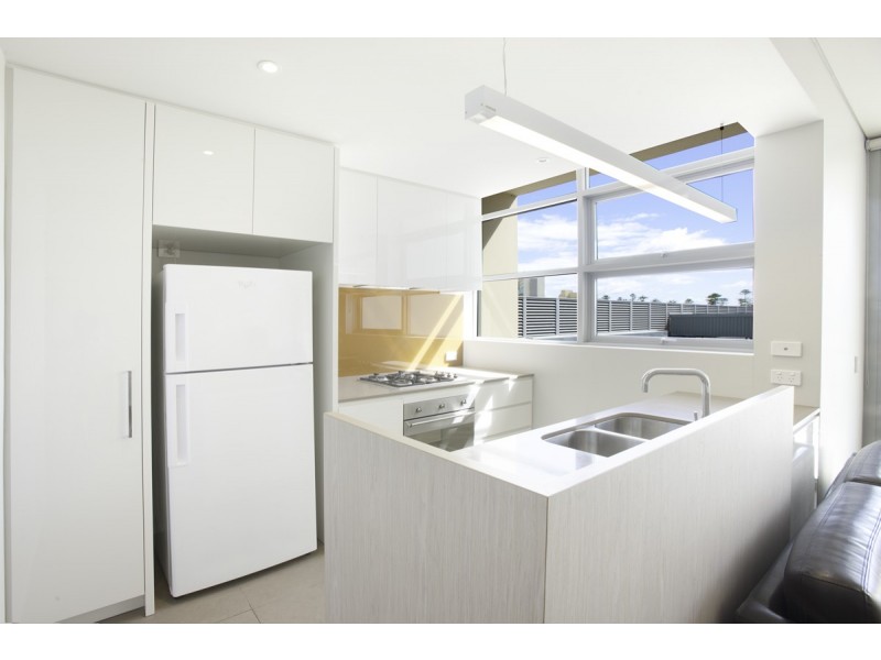 C401/8-28 THE CORSO, Manly NSW 2095
