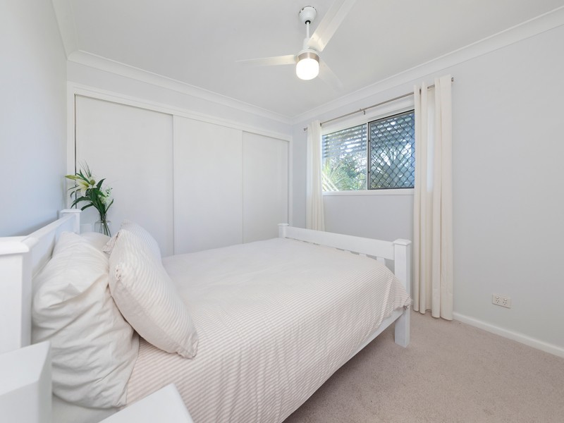 19 Greggor Street, Wynnum West QLD 4178
