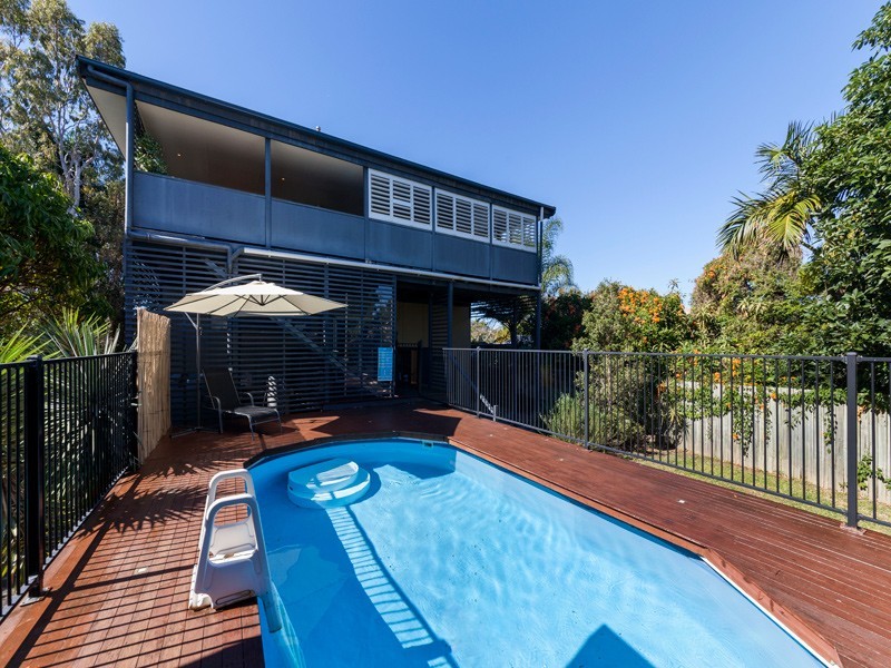 19 Greggor Street, Wynnum West QLD 4178