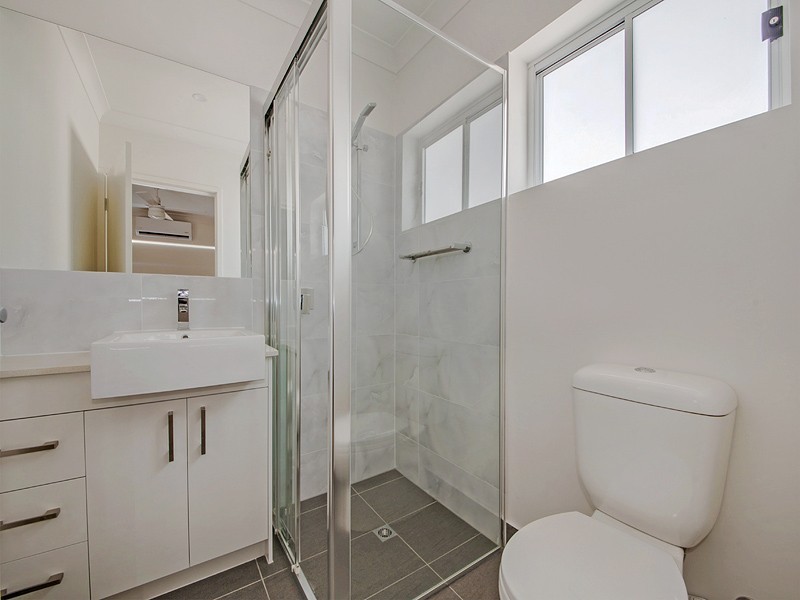 1/56 Dickenson Street, Carina QLD 4152