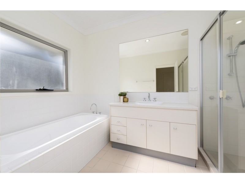 14 Watervale Parade, Wakerley QLD 4154