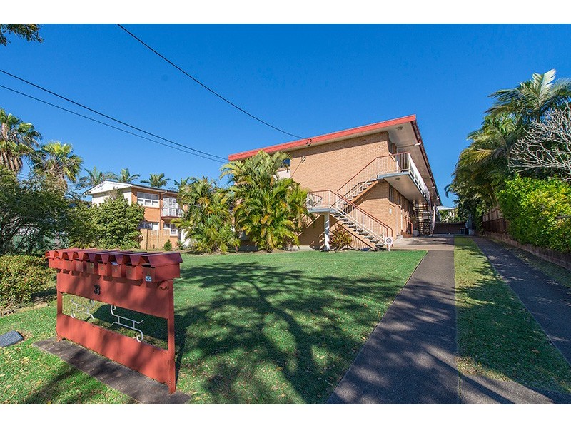 2/33 DANSIE STREET, Greenslopes QLD 4120