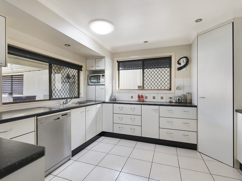 265 Winstanley Street, Carindale QLD 4152