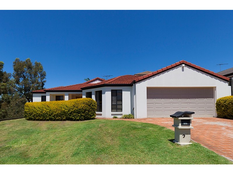 27 GIORDANO PLACE, Belmont QLD 4153