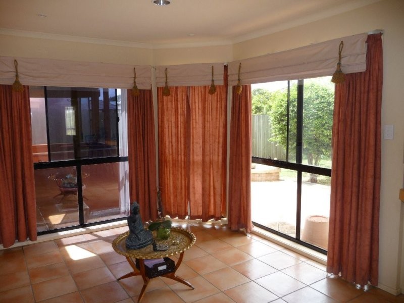 220A Scrub Road, Carindale QLD 4152