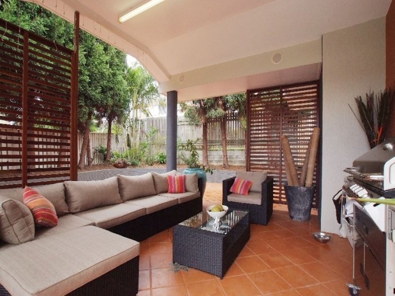 5 Tappin Court, Carindale QLD 4152