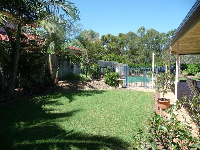 21 Piccadilly Place, Carindale QLD 4152