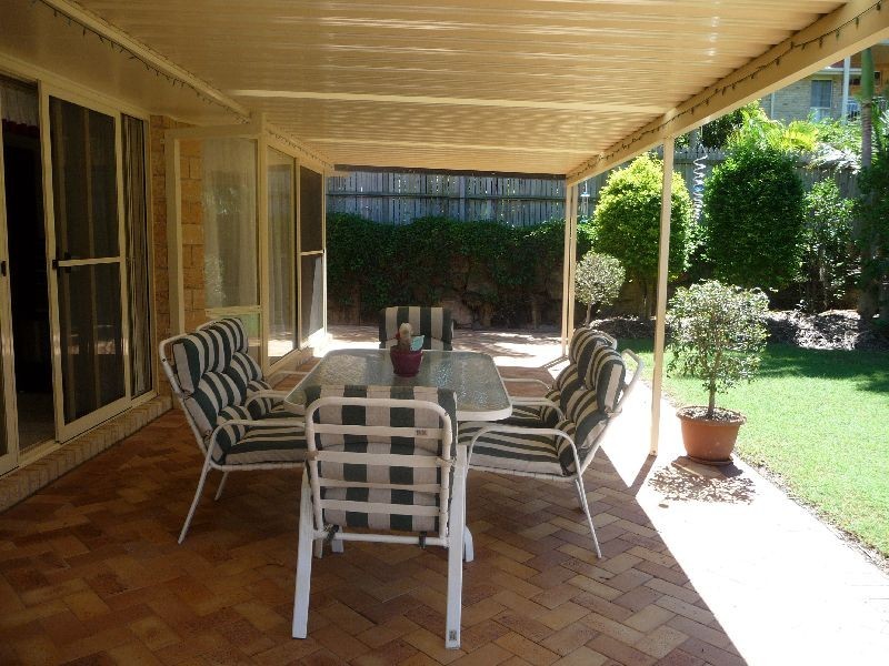 21 Piccadilly Place, Carindale QLD 4152