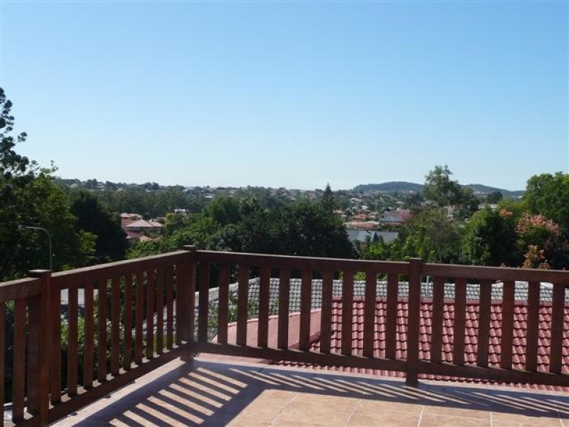 115 Garie Street, Wishart QLD 4122