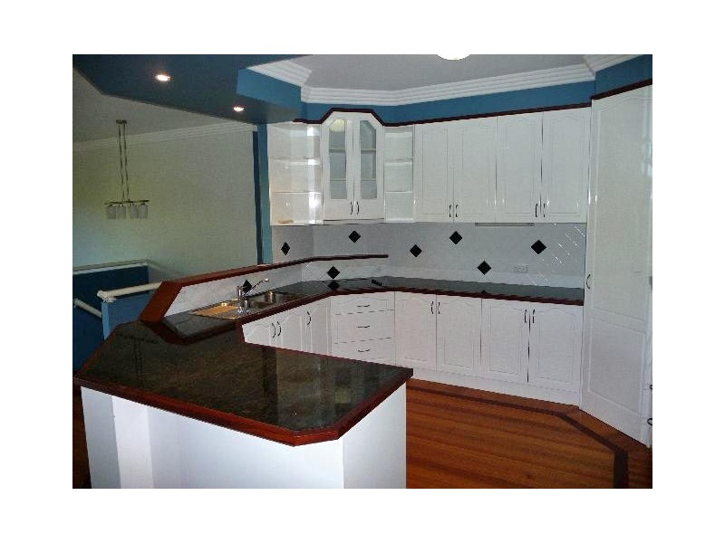 26 St Andrews Crescent, Carindale QLD 4152