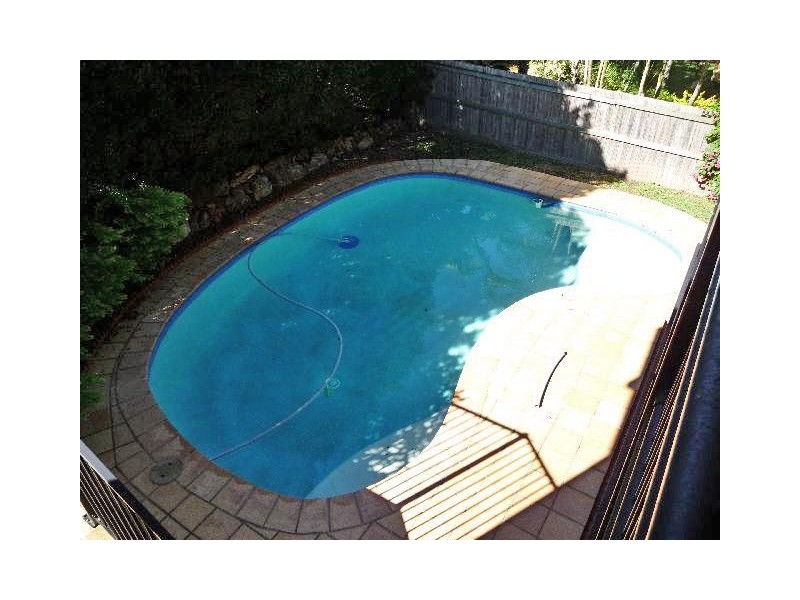 26 St Andrews Crescent, Carindale QLD 4152