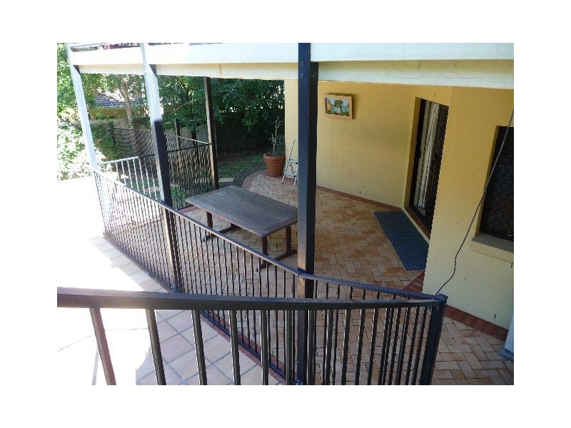 26 St Andrews Crescent, Carindale QLD 4152