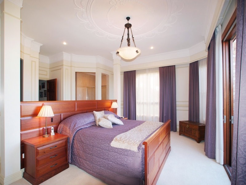 20 Ashbourne Close, Carindale QLD 4152