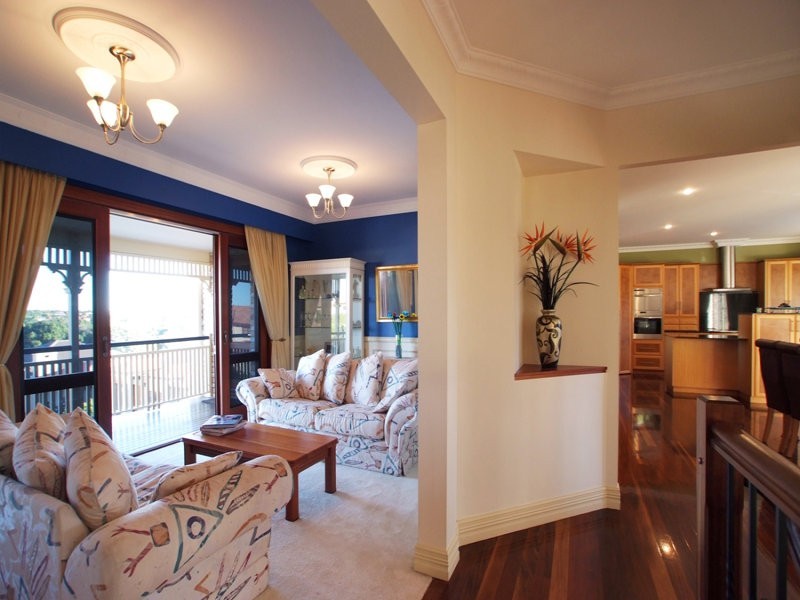 20 Ashbourne Close, Carindale QLD 4152