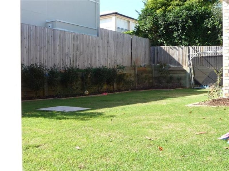 20 Ashbourne Close, Carindale QLD 4152