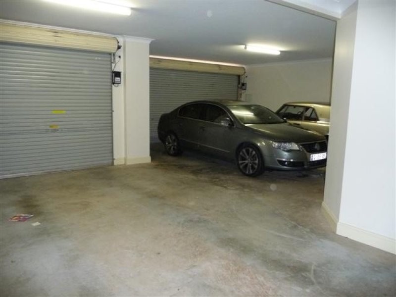 20 Ashbourne Close, Carindale QLD 4152
