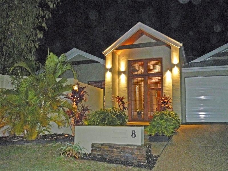 8 Coachwood Court, Mackenzie QLD 4156