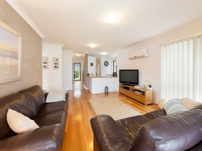 10/49 Gannon Avenue, Manly QLD 4179