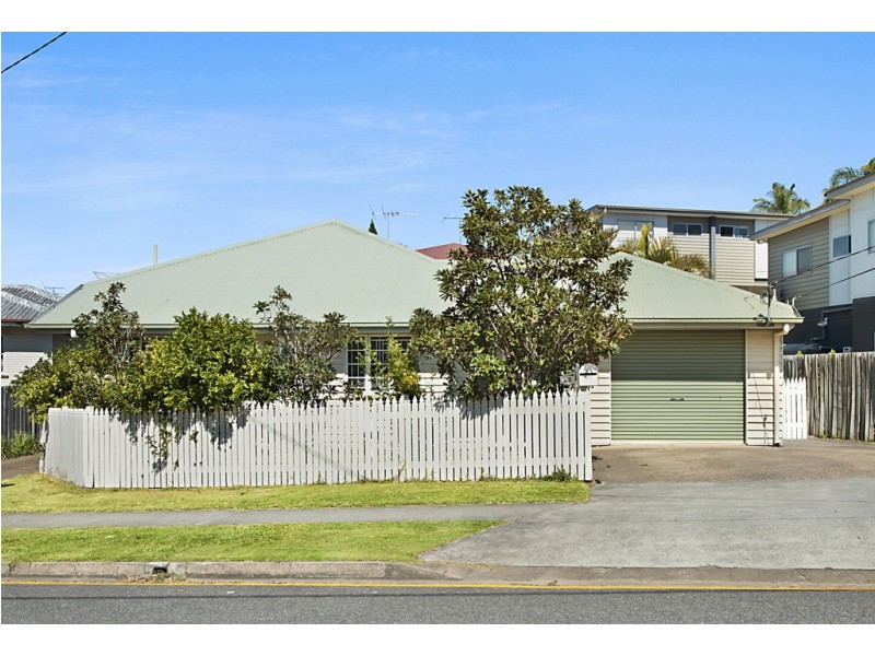 33 BOOLIGAL STREET, Carina QLD 4152