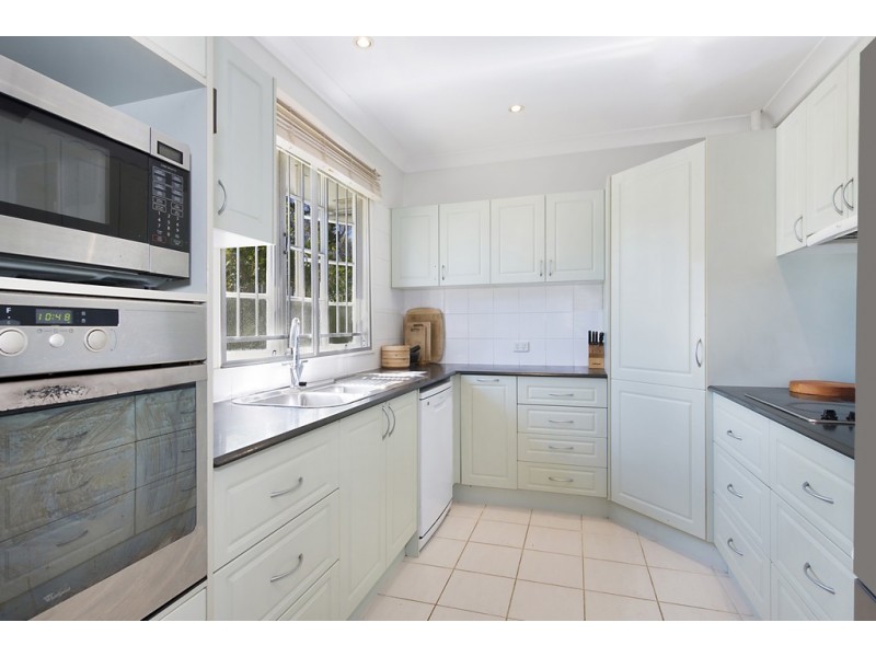 33 BOOLIGAL STREET, Carina QLD 4152