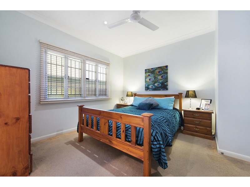 33 BOOLIGAL STREET, Carina QLD 4152