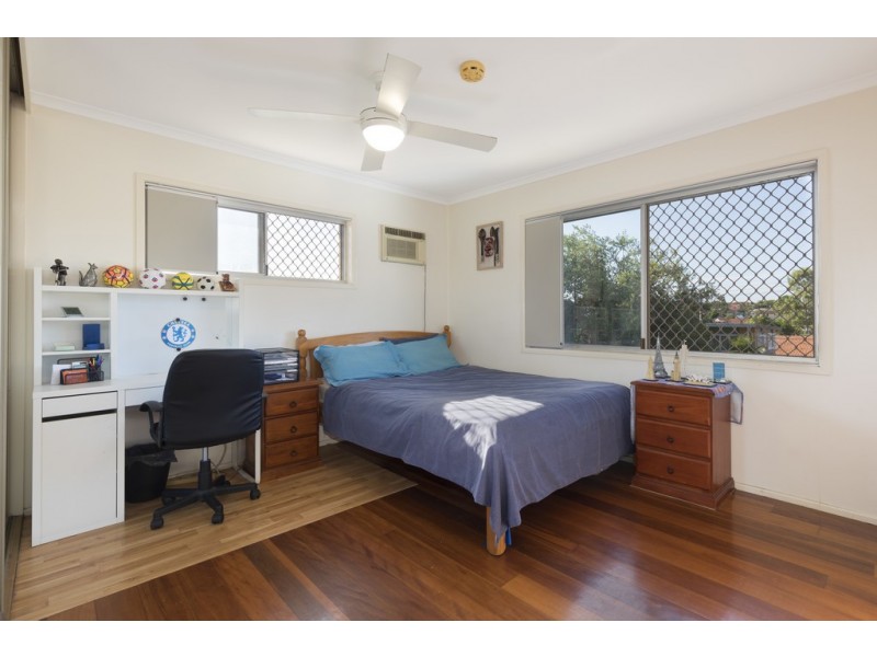 10 Glasford Street, Wishart QLD 4122