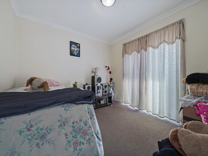 16 Woodley Avenue, Loganholme QLD 4129