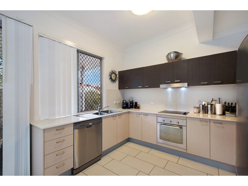 3/3 WATTLE AVENUE, Carina QLD 4152