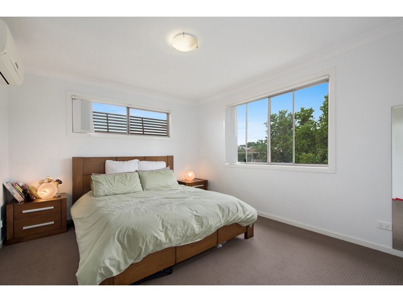 3/3 WATTLE AVENUE, Carina QLD 4152