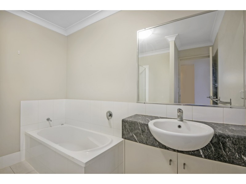 17/51 Daniells Street, Carina QLD 4152