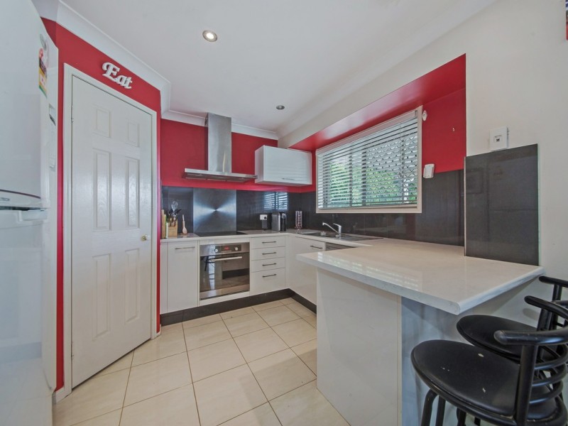 11 DEBANIE COURT, Marsden QLD 4132