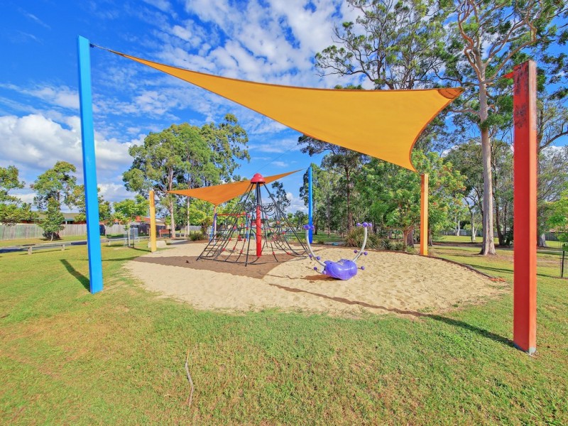 11 DEBANIE COURT, Marsden QLD 4132