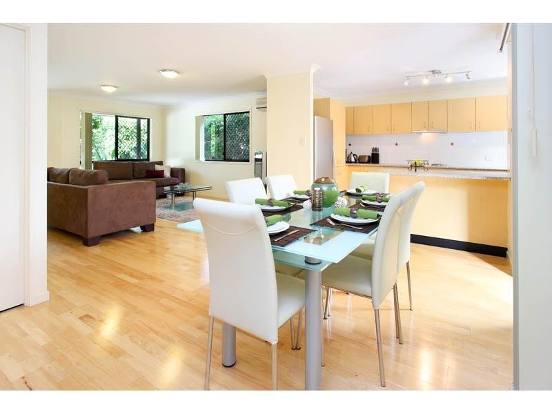 5/27 Oatland Crescent, Holland Park West QLD 4121