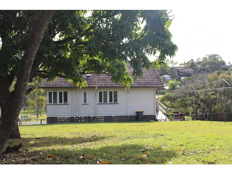 53 Valaria Avenue, Seven Hills QLD 4170