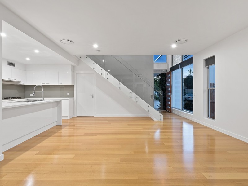1/97 Baringa Street, Morningside QLD 4170