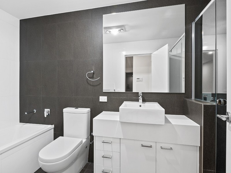 1/97 Baringa Street, Morningside QLD 4170