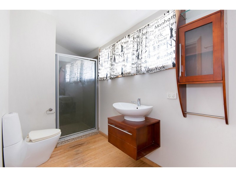 708 OLD CLEVELAND ROAD, Camp Hill QLD 4152