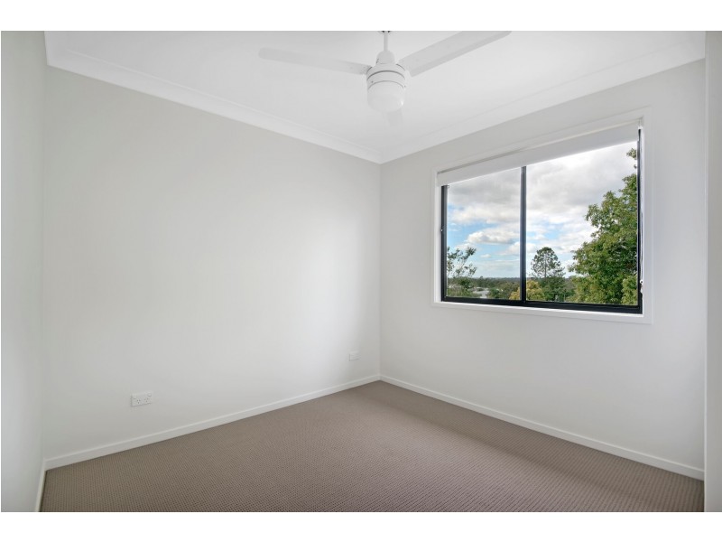 4 / 7-11 Kennington Road, Camp Hill QLD 4152