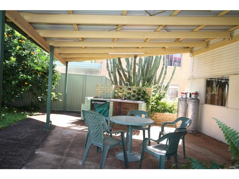 2-20 Bonniebrae Street, Wynnum West QLD 4178