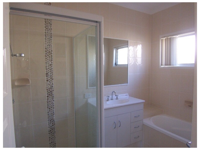 11 Jasmine Street, Wakerley QLD 4154