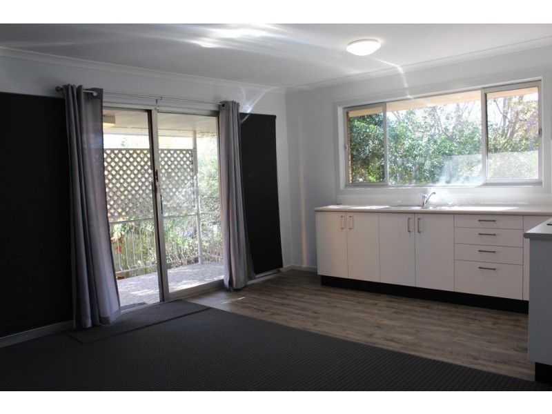 2/570 Old Cleveland Road, Camp Hill QLD 4152