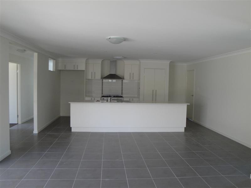 25 HIGGS CT, Wynnum West QLD 4178
