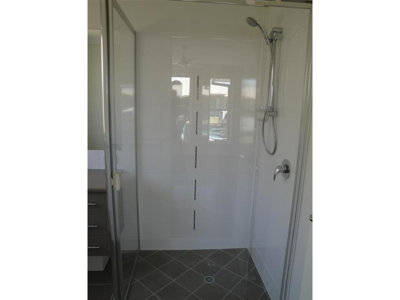 25 HIGGS CT, Wynnum West QLD 4178