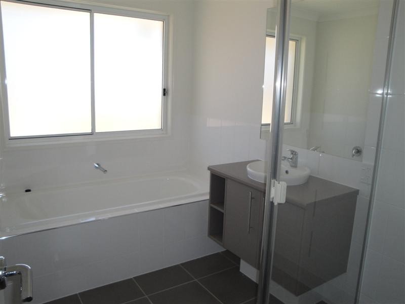 25 HIGGS CT, Wynnum West QLD 4178