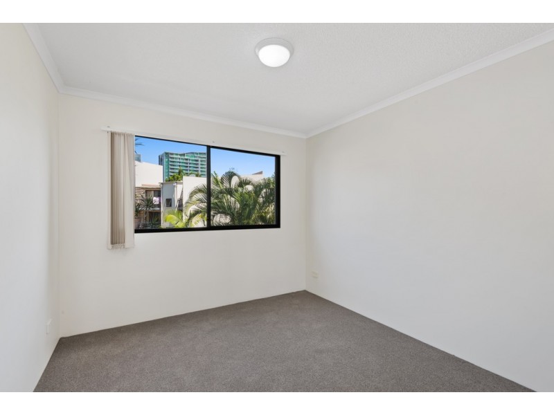 31 / 45 HARRIES ROAD, Coorparoo QLD 4151