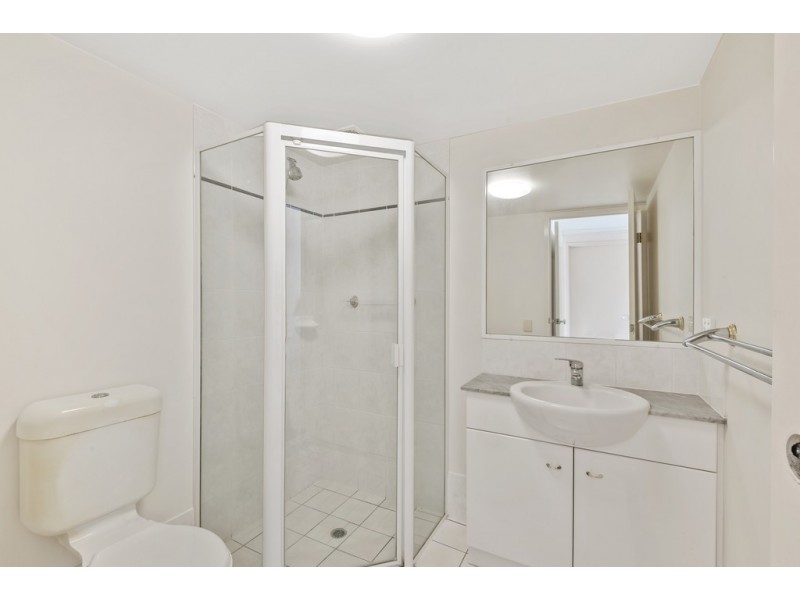 31 / 45 HARRIES ROAD, Coorparoo QLD 4151