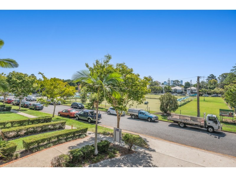 31 / 45 HARRIES ROAD, Coorparoo QLD 4151